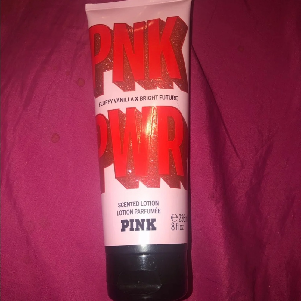 🍋Victoria’s Secret lotion new
